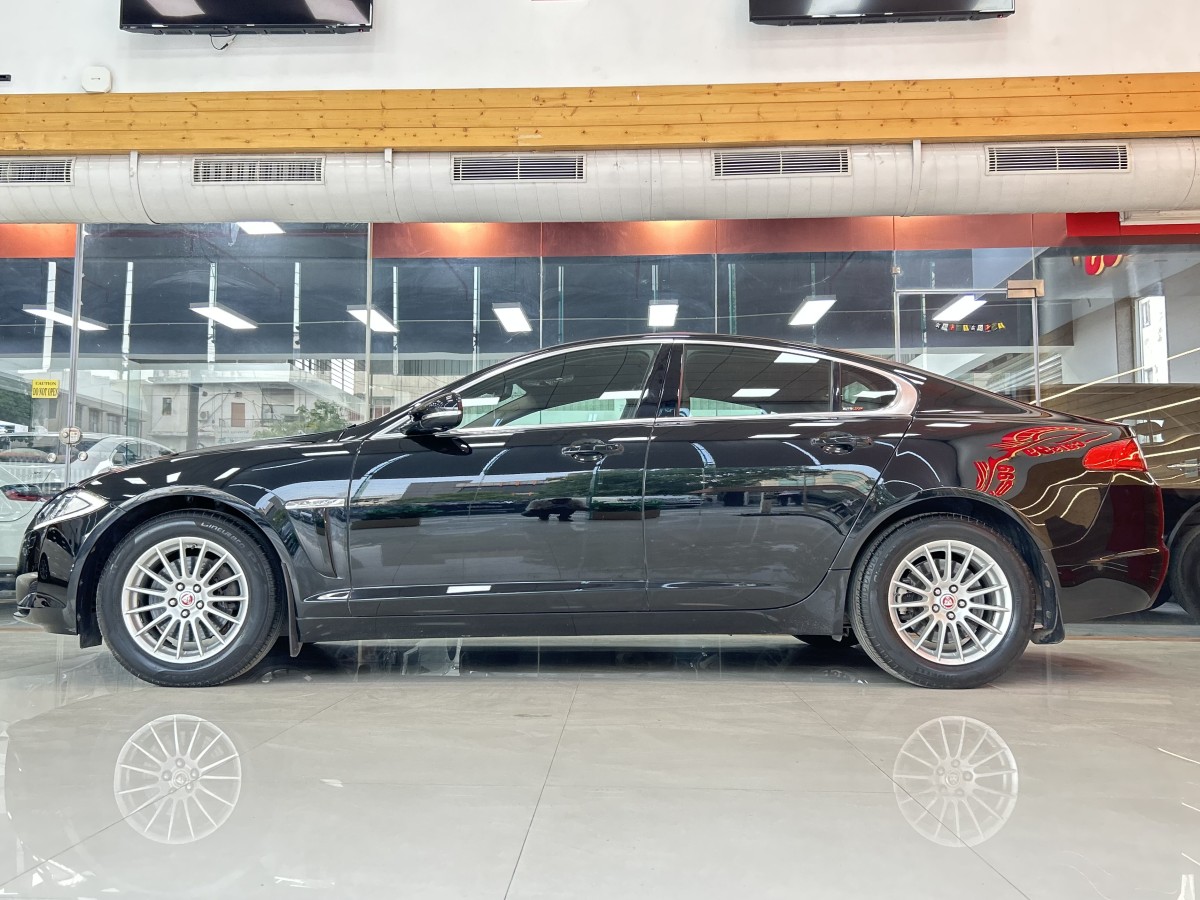 Jaguar XF 2.2 Prestige