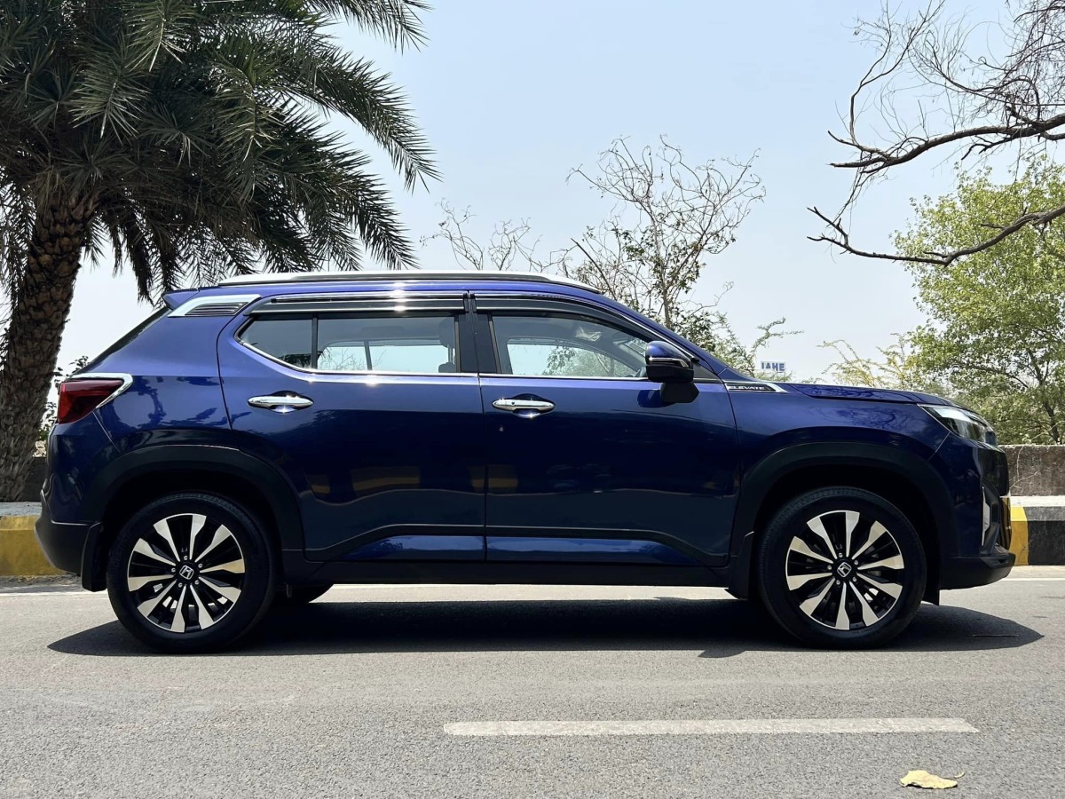 Honda Elevate ZX CVT Sunroof